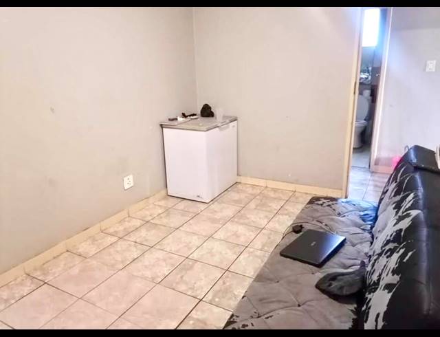 3 BEDROOM APARTMENT FOR SALE IN SUNNYSIDE